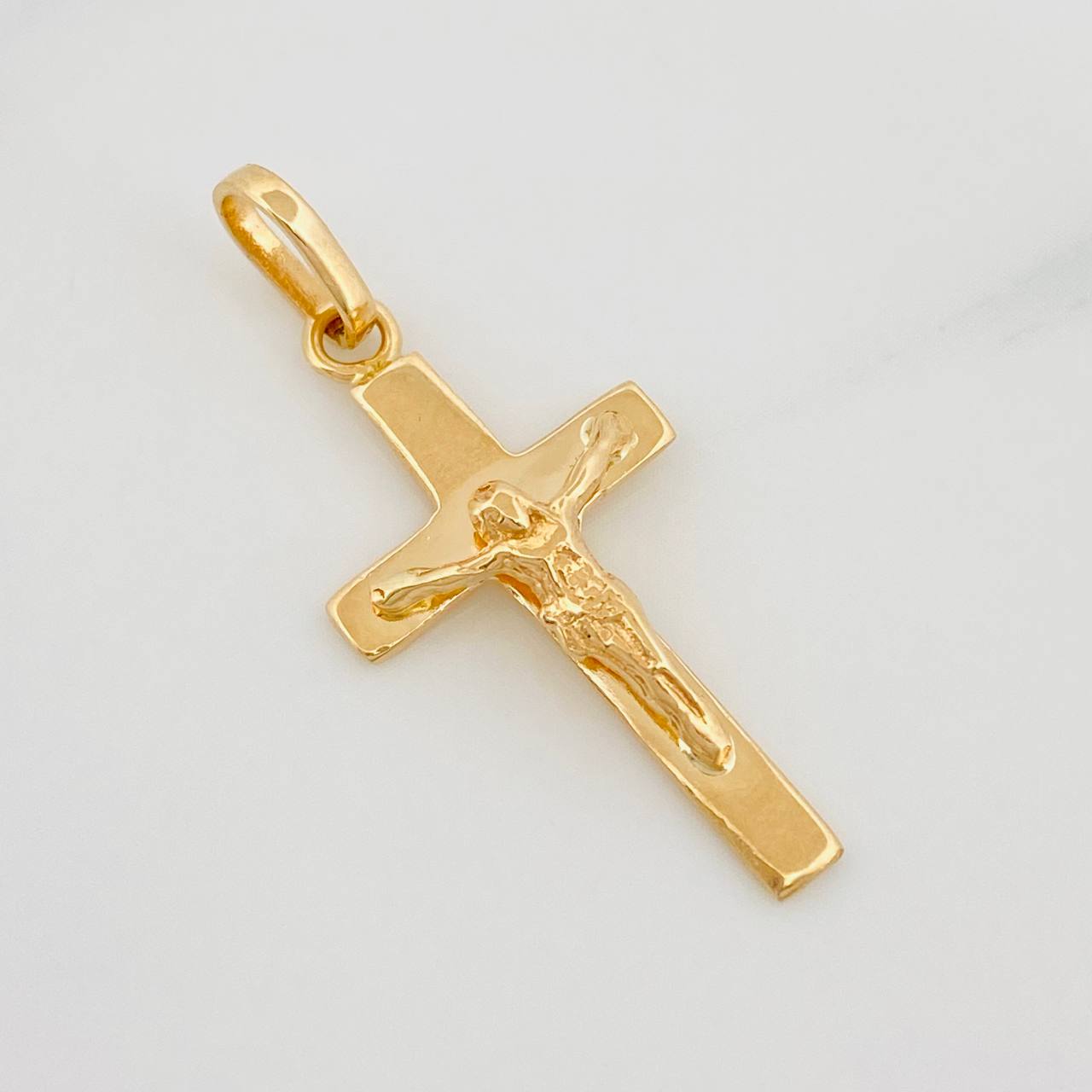 Dije Cruz Cristo 1.4g / 3cm Oro Amarillo 18K