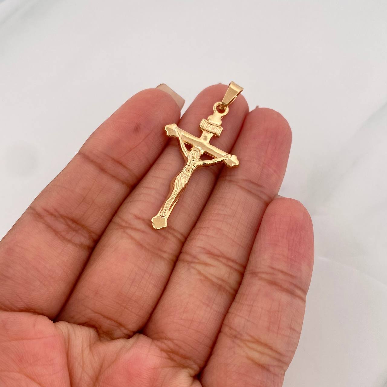 Dije Cruz Cristo 3.8g / 4.2cm Oro Amarillo 18K