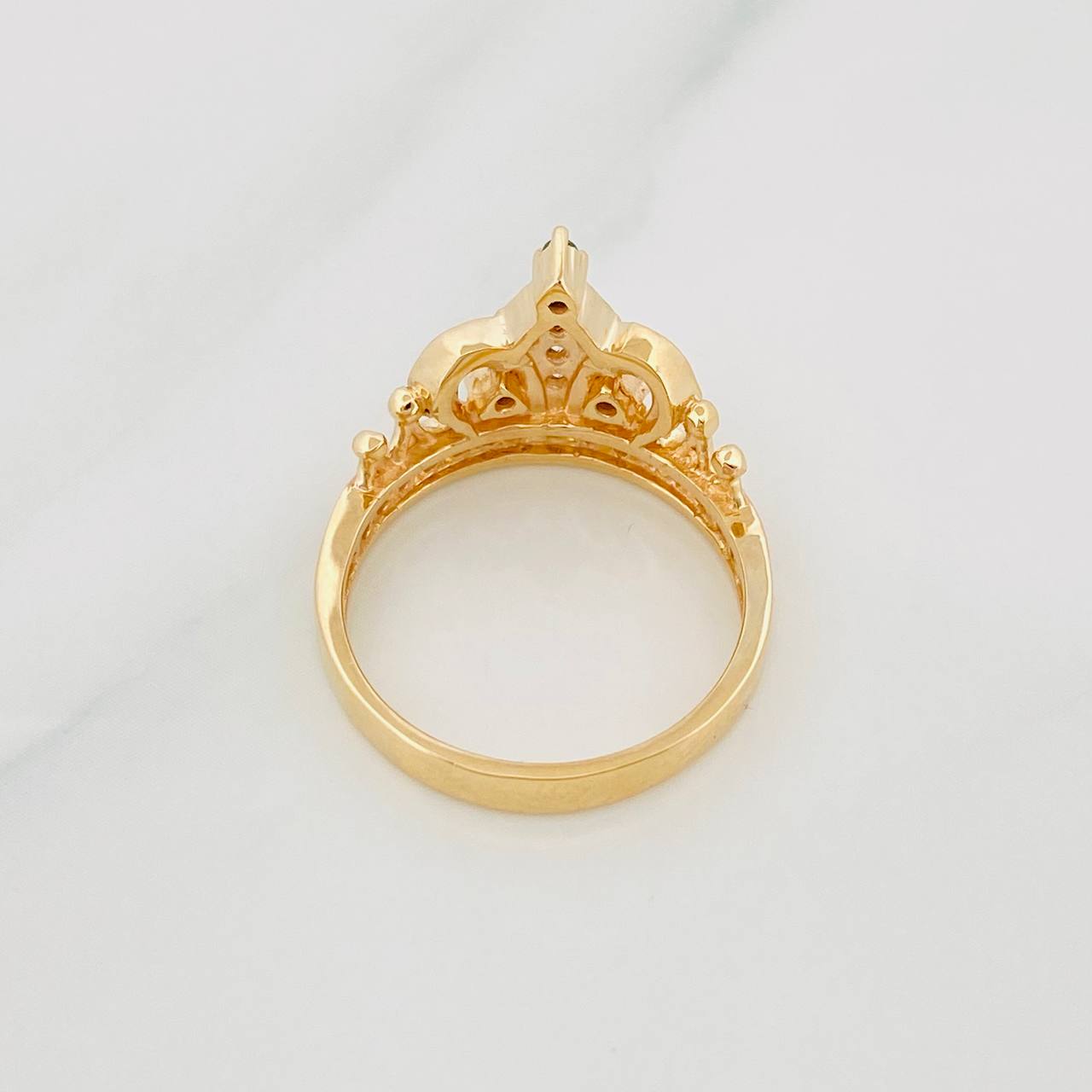 Anillo Corona 3.8g / T5 3/4 Oro Amarillo 18K