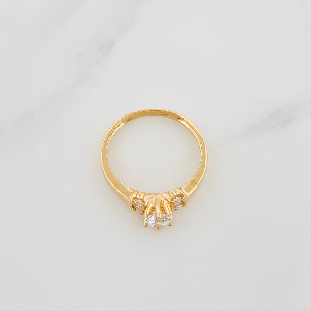 Anillo Solitario 2g / T6 1/2 Oro Amarillo 18K
