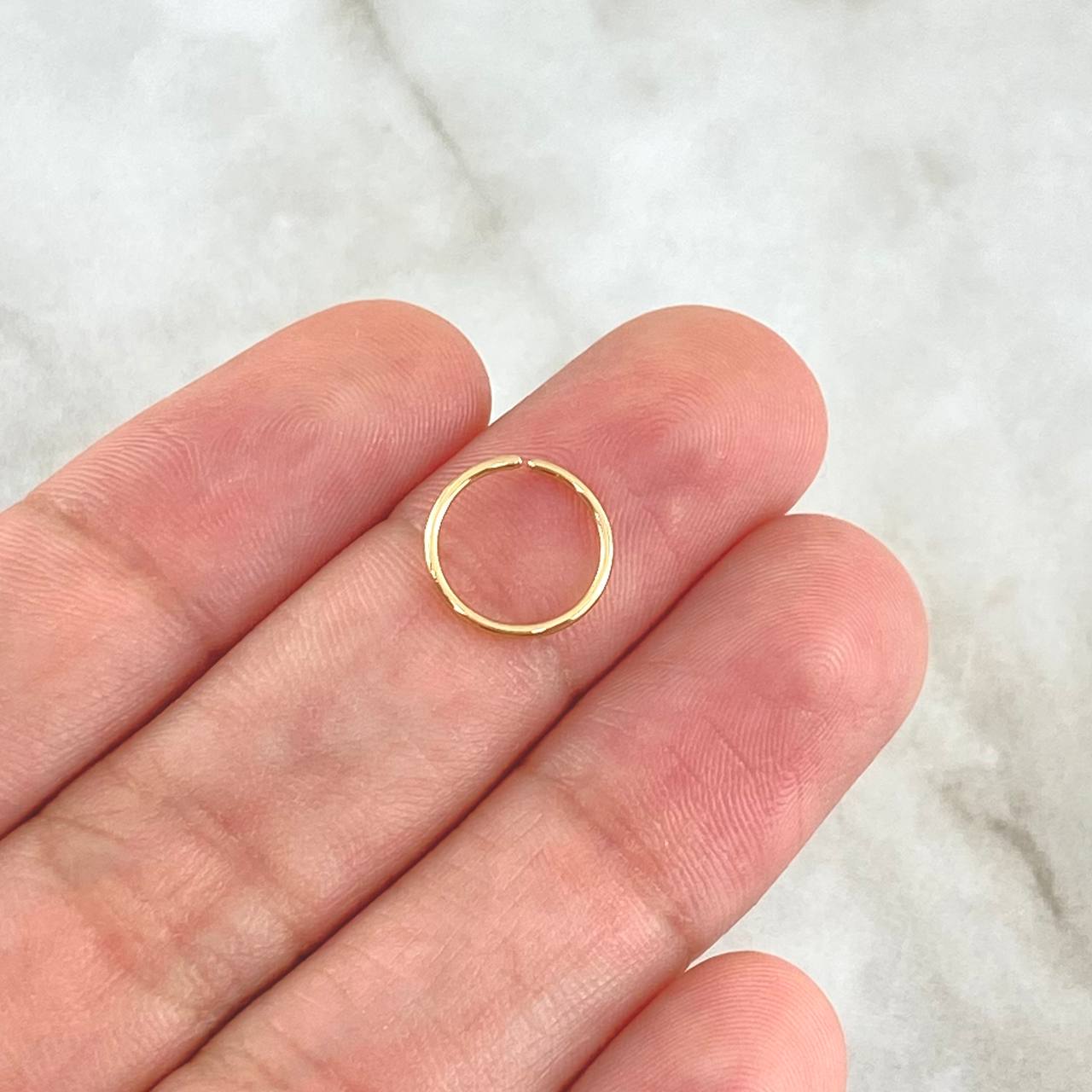 Piercing Aro Liso 0.2 g / 1 cm Oro Amarillo 18K