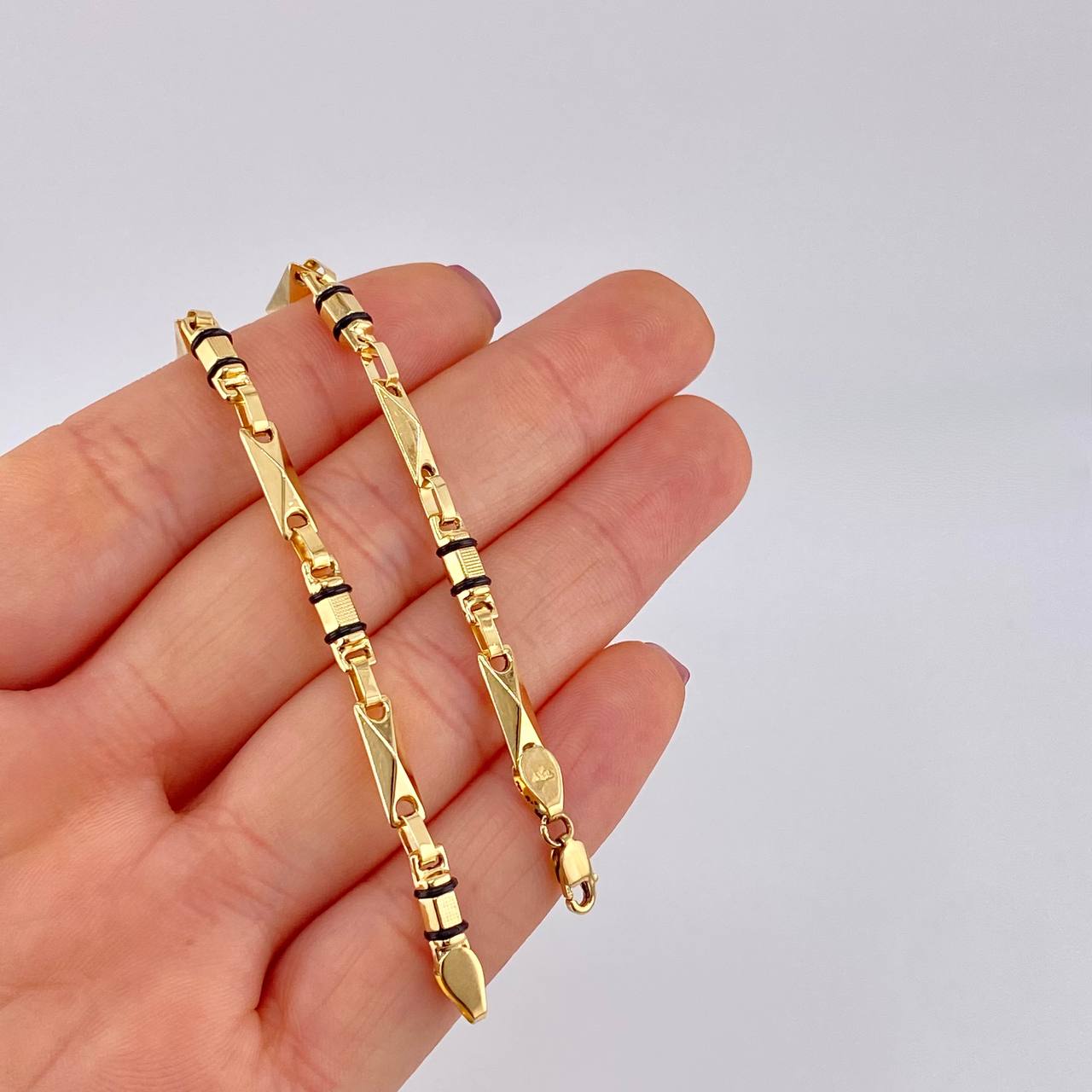 Pulso Rustico Geométrico 4.45g / 19cm / 3.75mm Oro Amarillo 18K