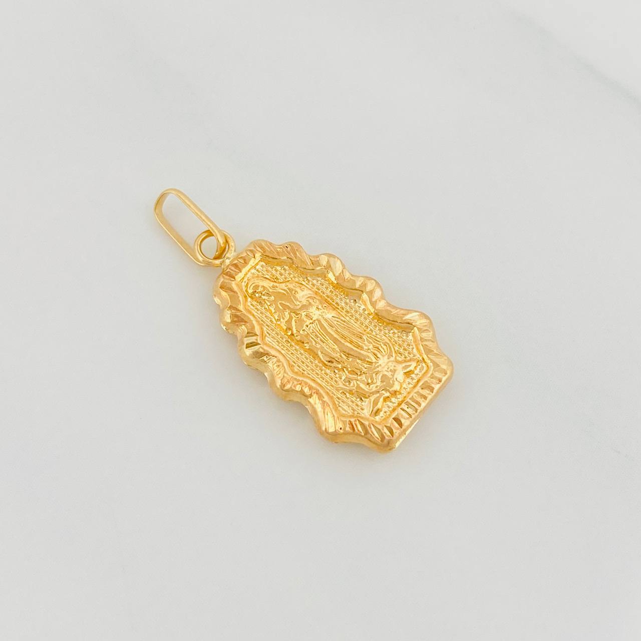Dije Virgen de Guadalupe 0.75g / 2.5cm Oro Amarillo 18K