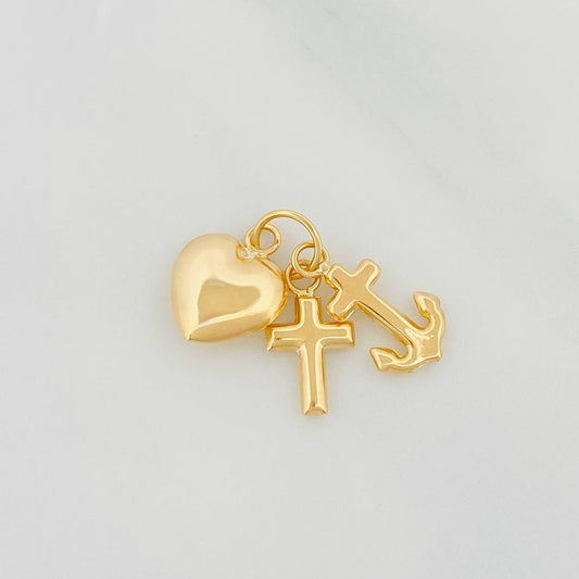 Dije Tres Gracias 0.85g / 1.5cm Oro Amarillo 18K