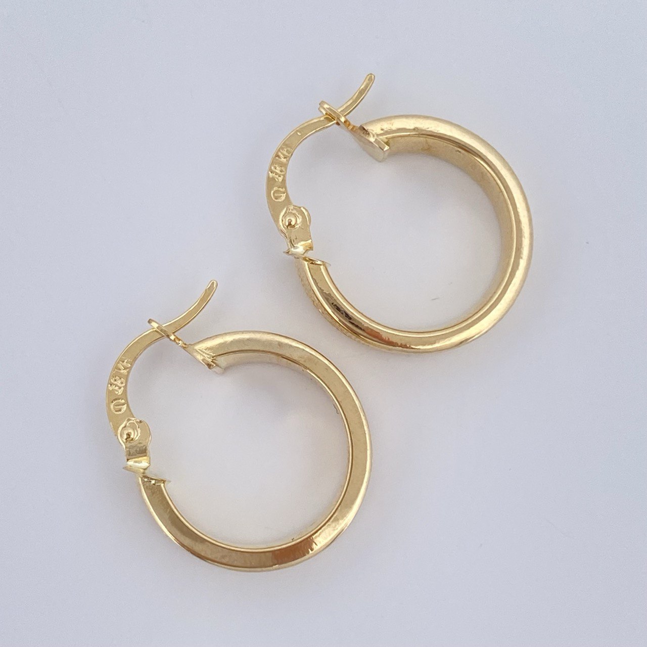 Candongas Tornillo 2.45gr / 2.5cm / Oro 18K &
