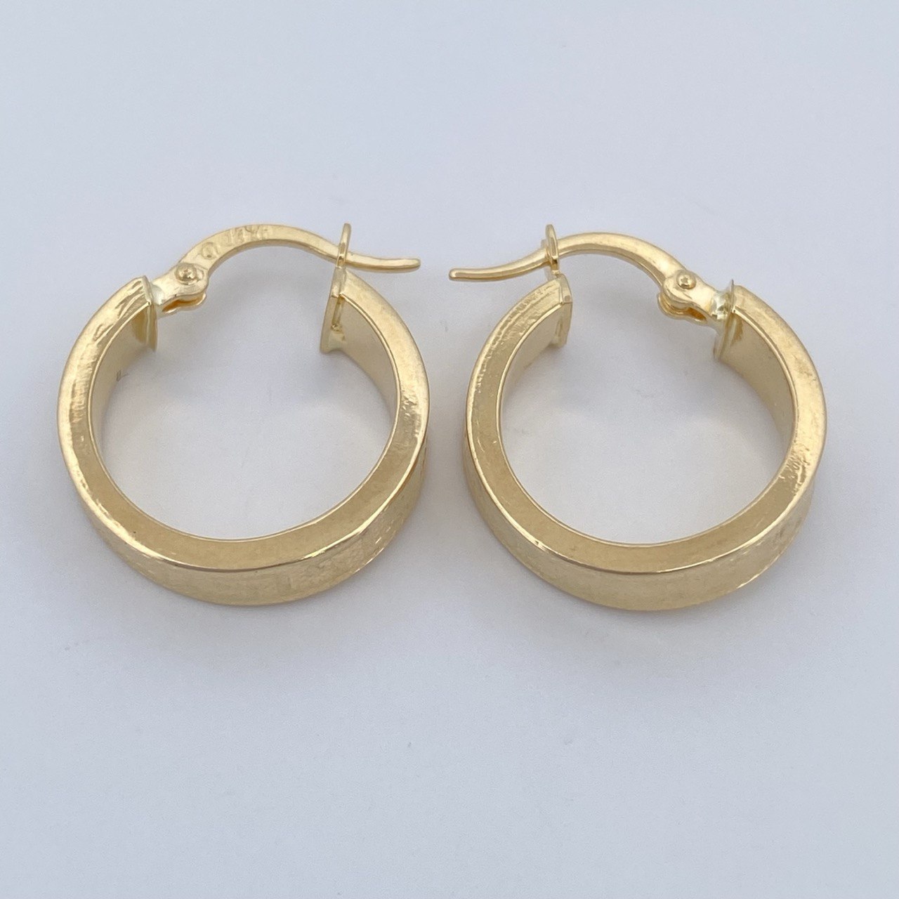 Candongas Tribal 2.45gr / 2cm / Oro 18K &