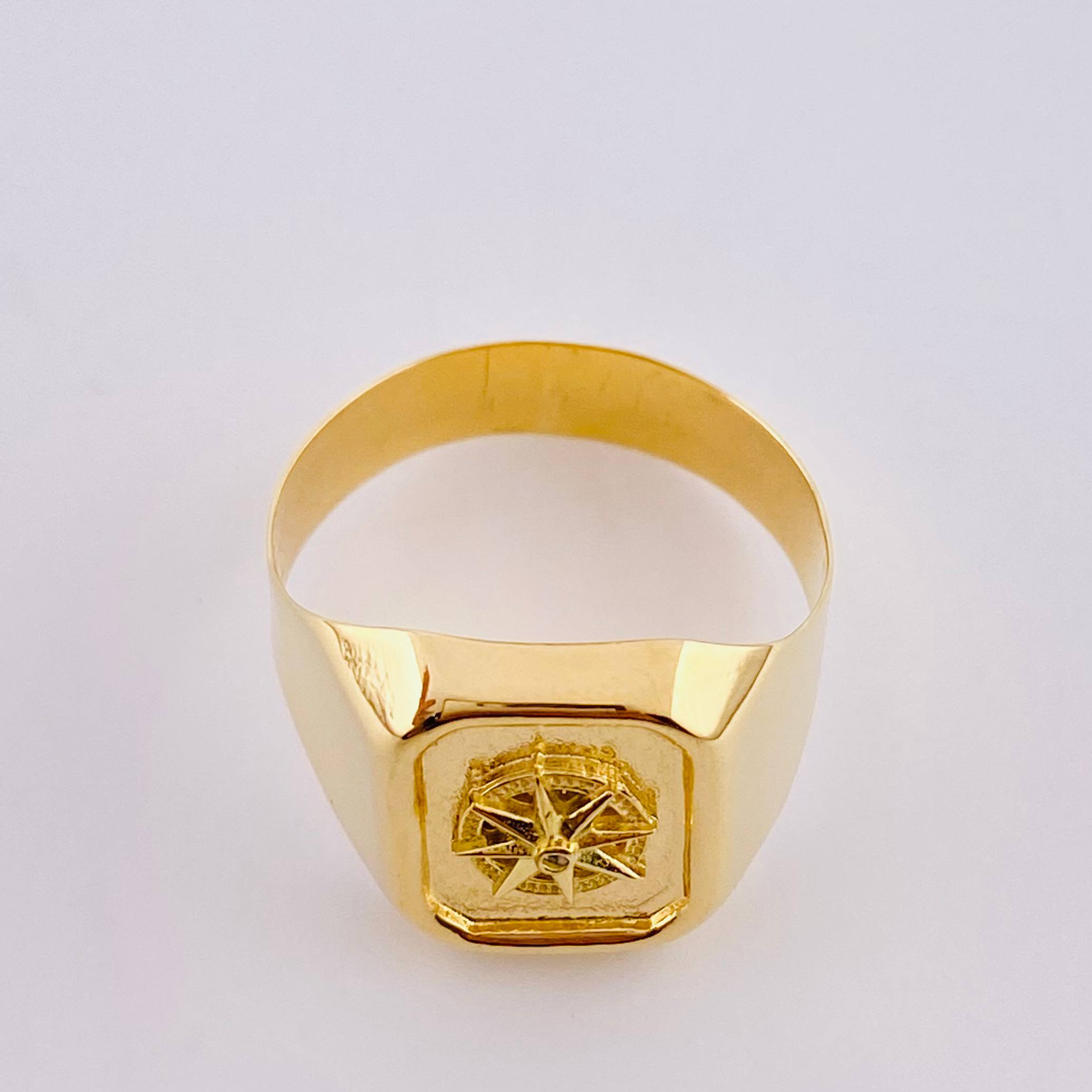 Anillo Sello Estrella Cardinal 3.3g / T10 Oro Amarillo 18K