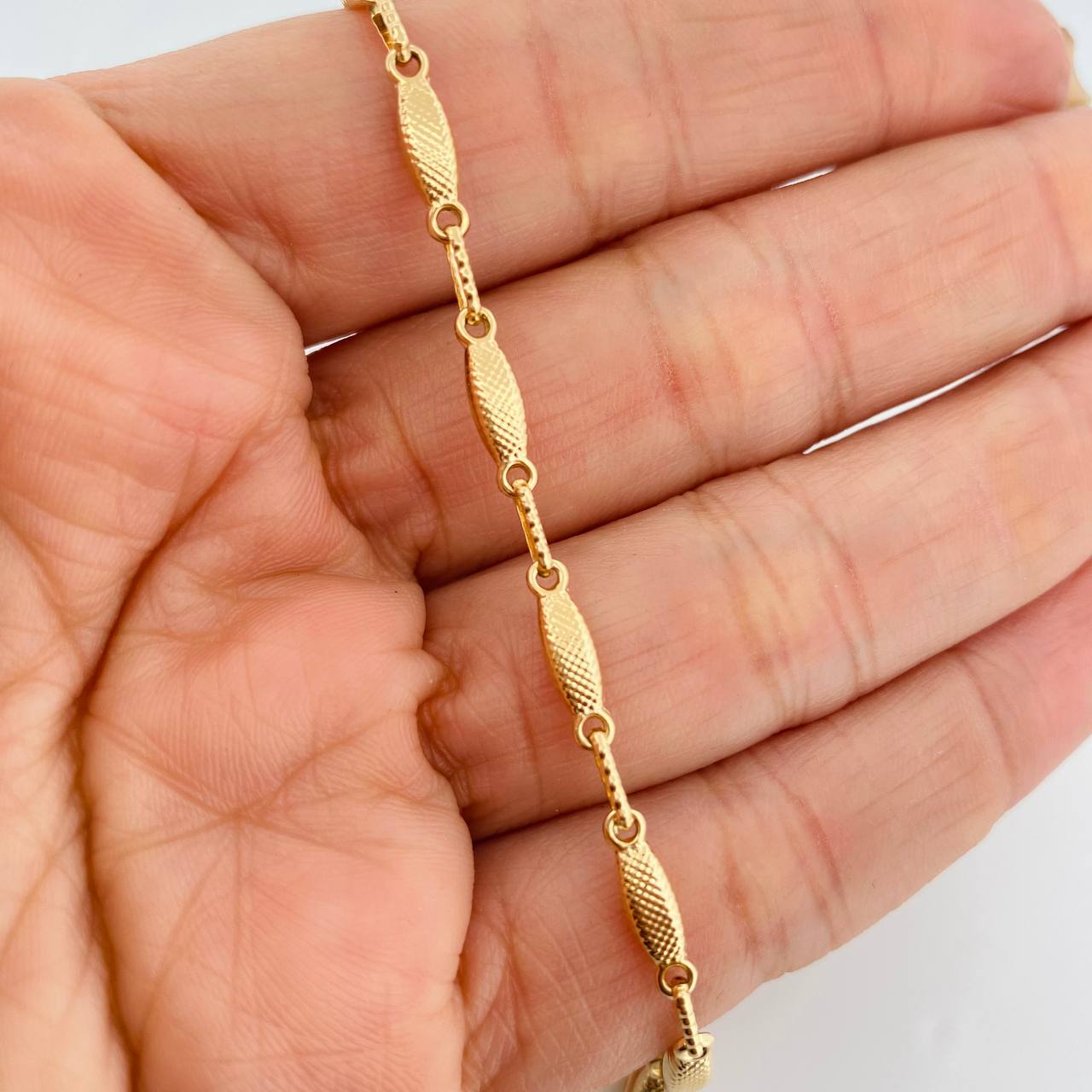 Pulso Rustico Punteado 3.75g / 20cm / 3.25mm Oro Amarillo 18K