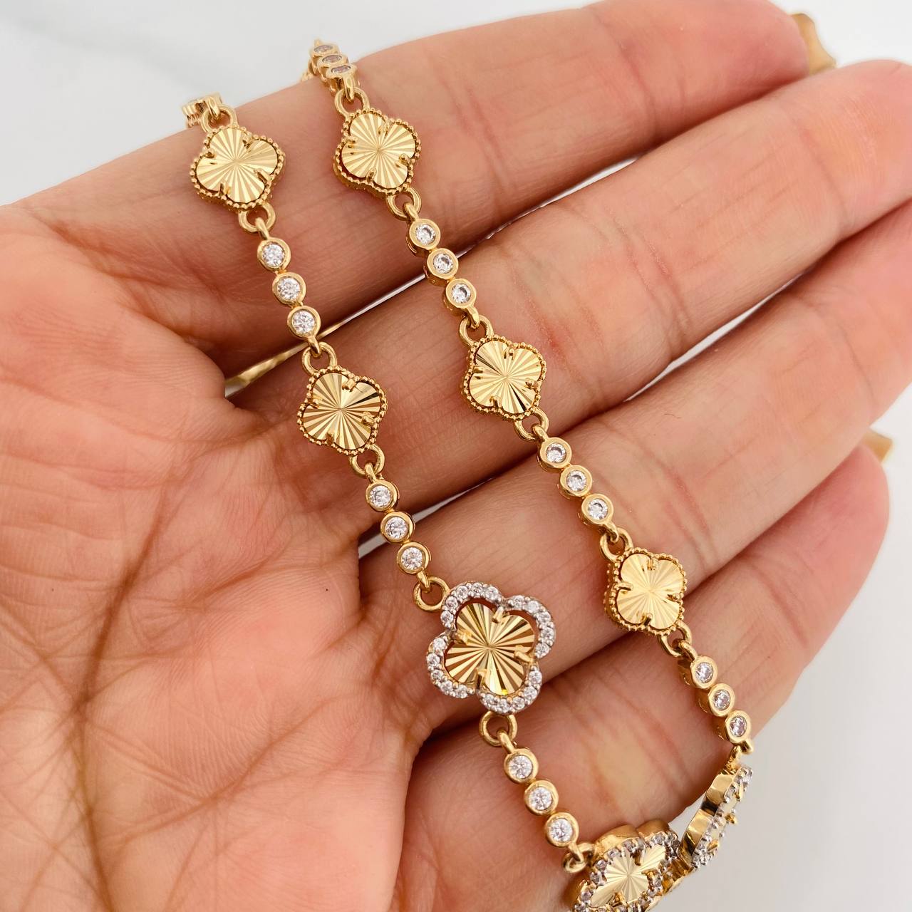 Cadena Trebol Tennis Diamantado 21.8g / 50.1cm / 2.88mm Oro Amarillo 18K