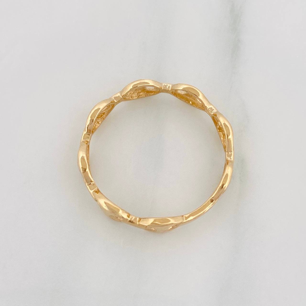 Anillo GC 1.45g / T6 3/4 Oro Amarillo 18K