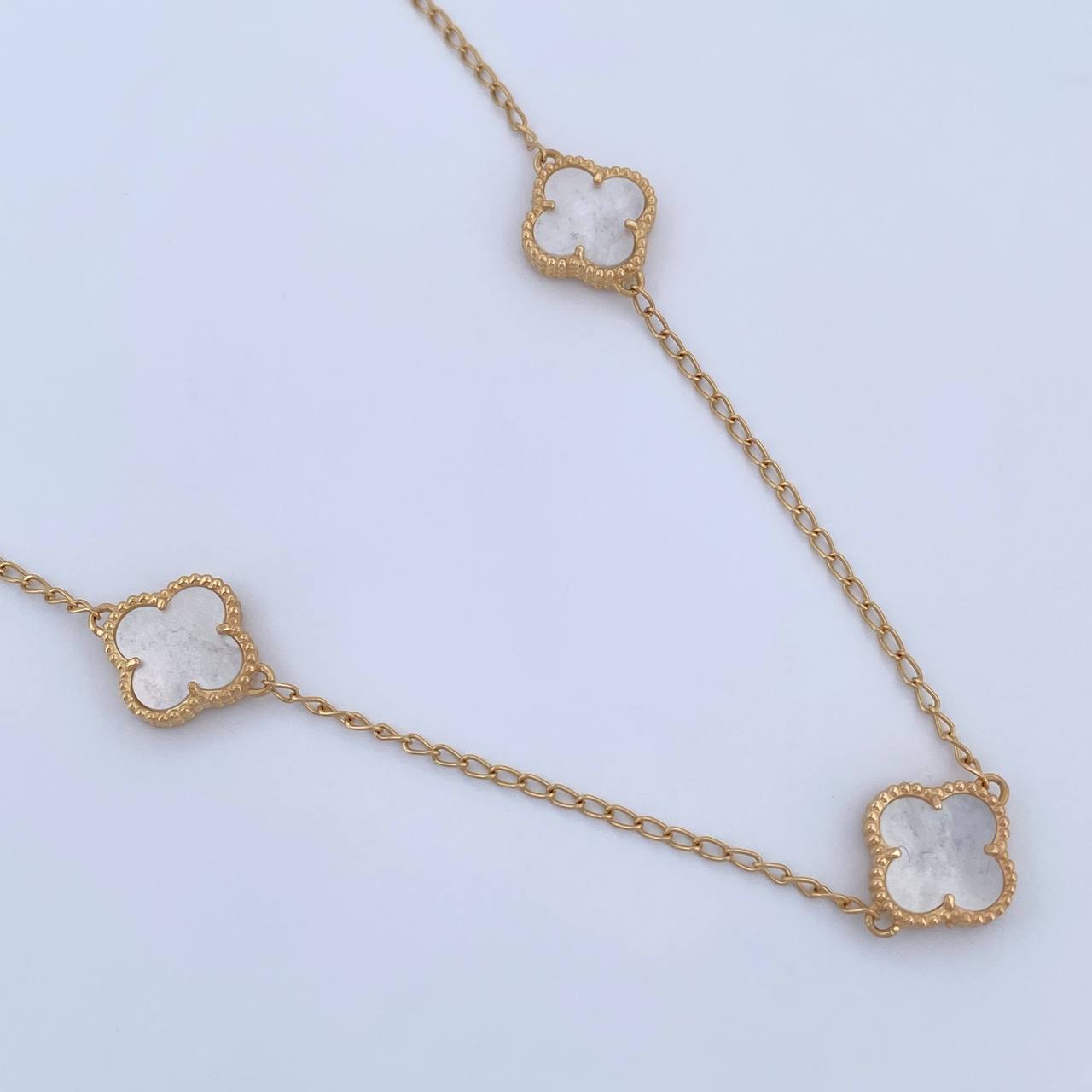 Cadena Espiga Trebol  9.5gr / 46cm-47.8cm / 1.3mm Nacar Blanco Oro Amarillo Nac.Esp. 18K $