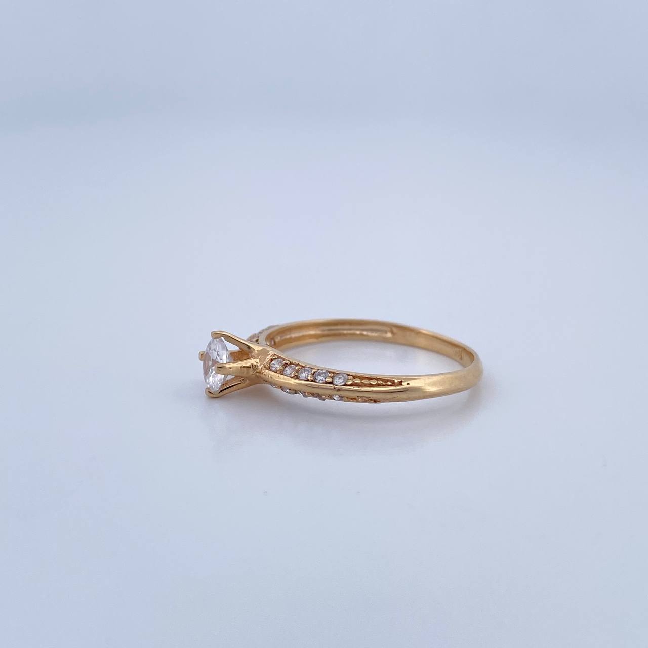 Anillo Solitario Churumbela. 2gr / T6 3/4 / Oro 18K &