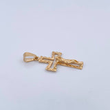 Dije Cruz Cristo Punteado 2.4gr / 3.5cm / Oro 18K &
