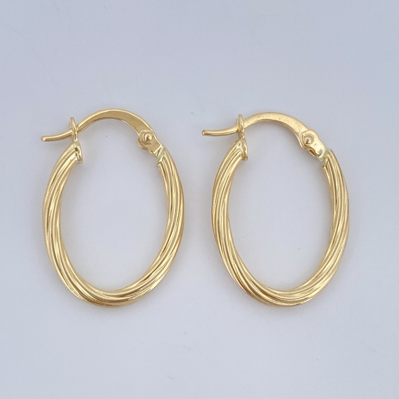 Candongas Arielle 1.2gr / 2.2cm / Oro 18K &
