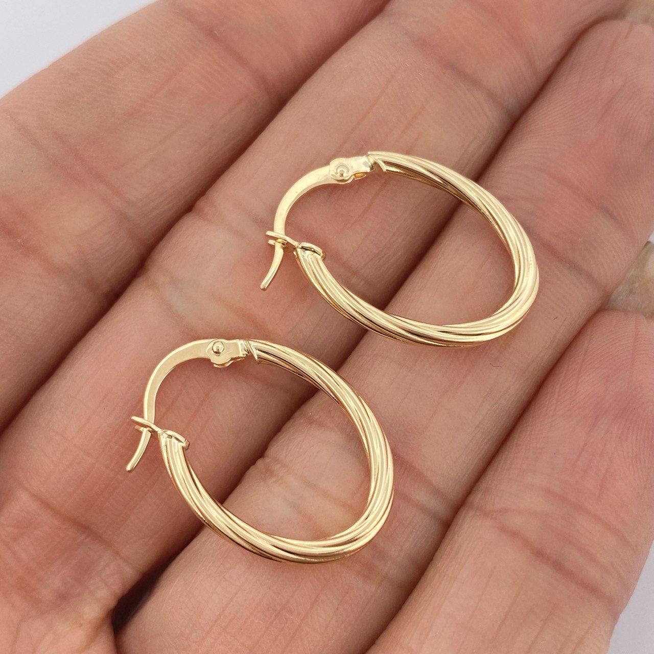 Candongas Arielle 1.2gr / 2.2cm / Oro 18K &