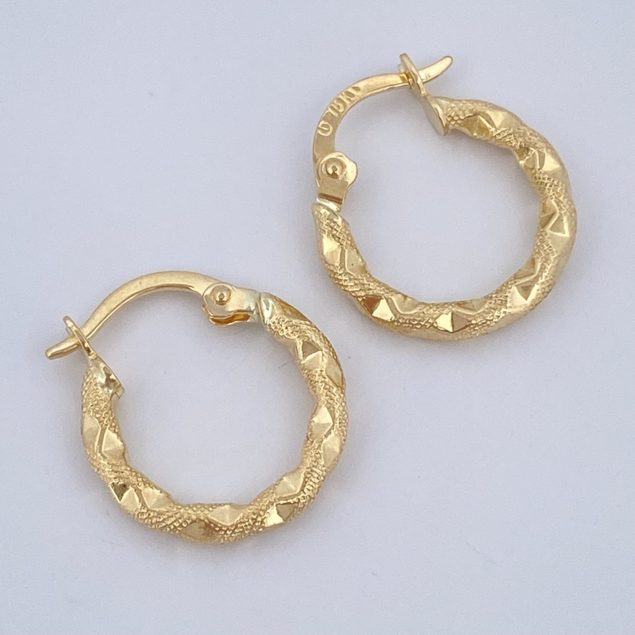 Candongas Sandra 1.05gr / 1.6cm / Oro 18K &