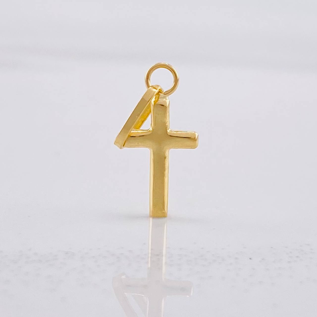 Dije Cruz Lisa 0.2g / 1.8cm Oro Amarillo 18K
