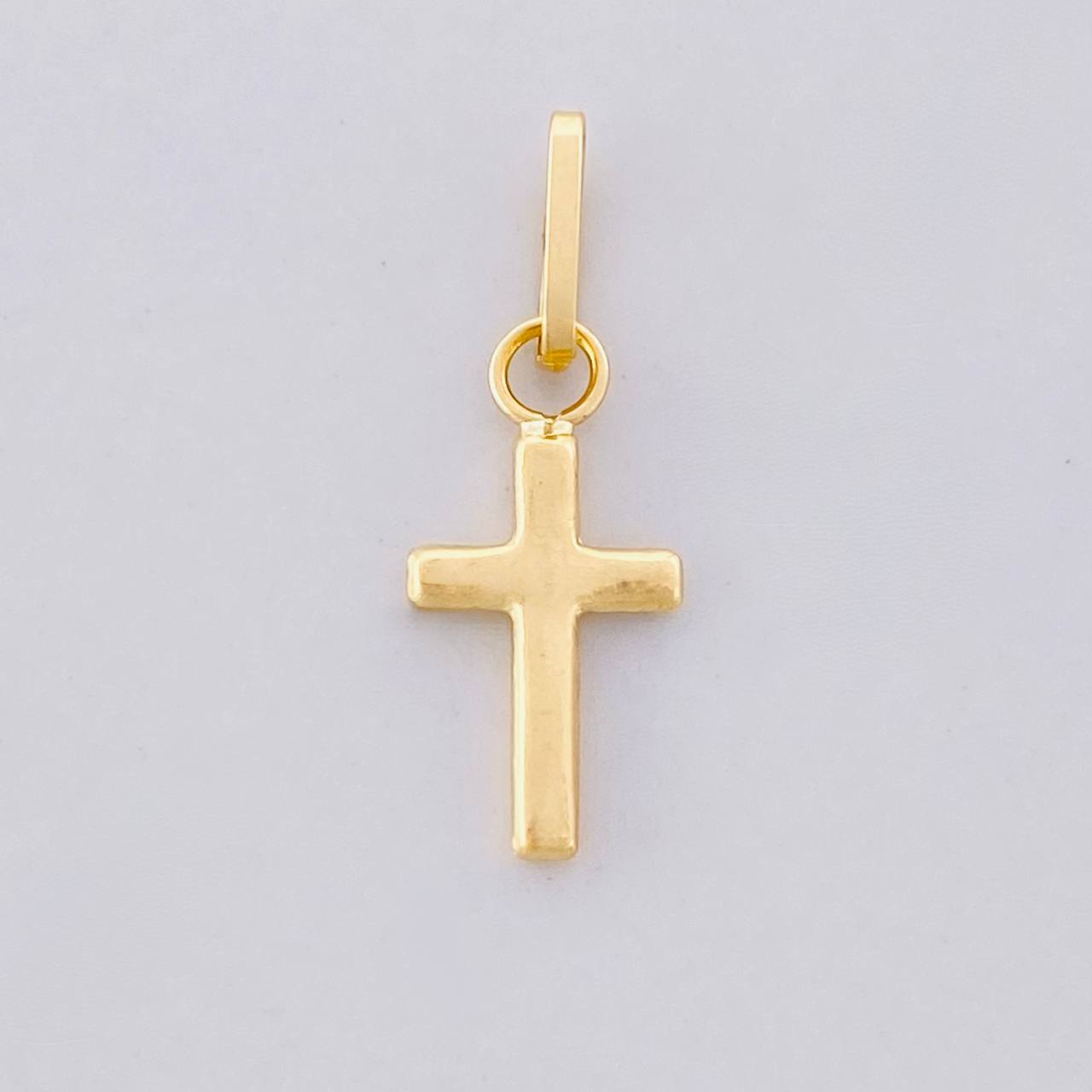 Dije Cruz Lisa 0.2g / 1.8cm Oro Amarillo 18K