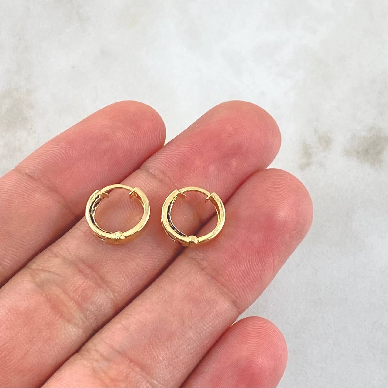 Candongas Carril 0.85gr / 1cm / Oro Amarillo 18K