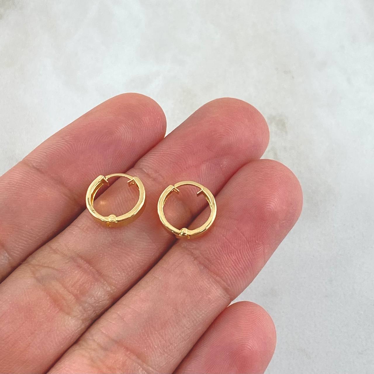 Candongas Doble Carril 0.7gr / 1cm / Liso Oro Amarillo 18K *