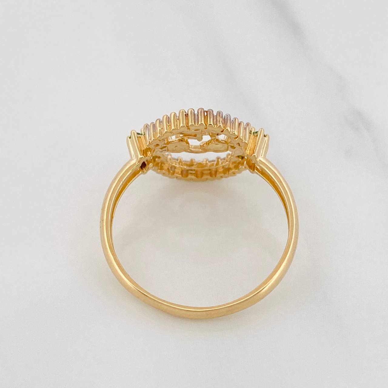 Anillo 15´s Circular 2.7g / T6 3/4 Oro Amarillo 18K