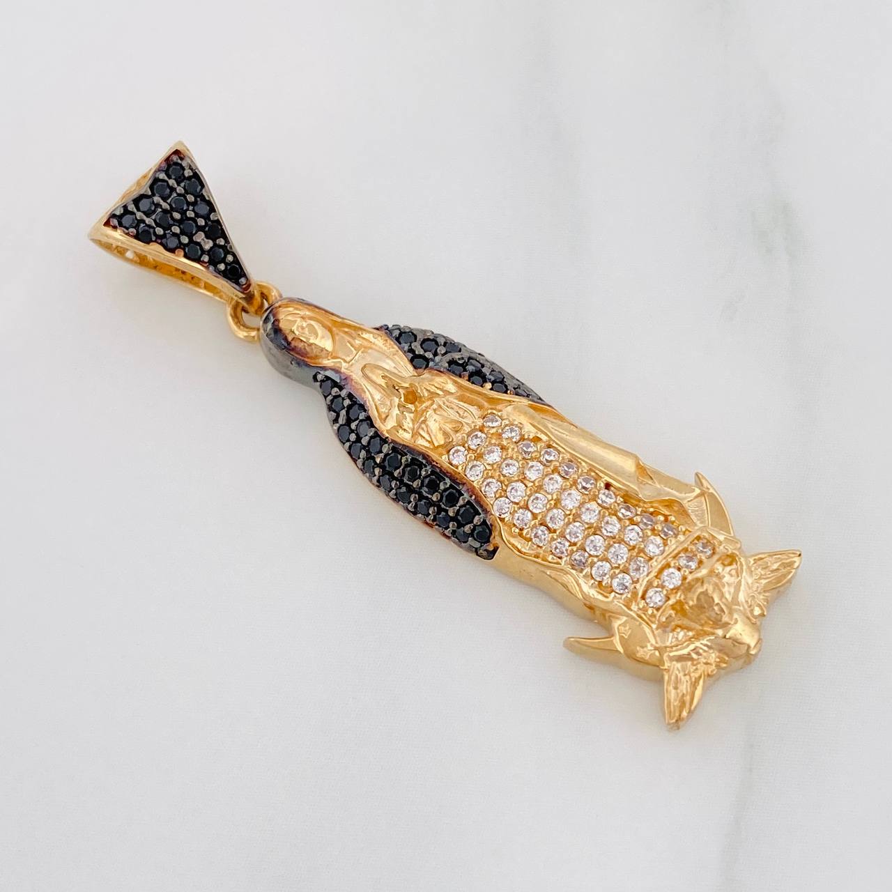 Dije Virgen Guadalupe 4.5g / 4cm Dos Oros Negro Amarillo 18K