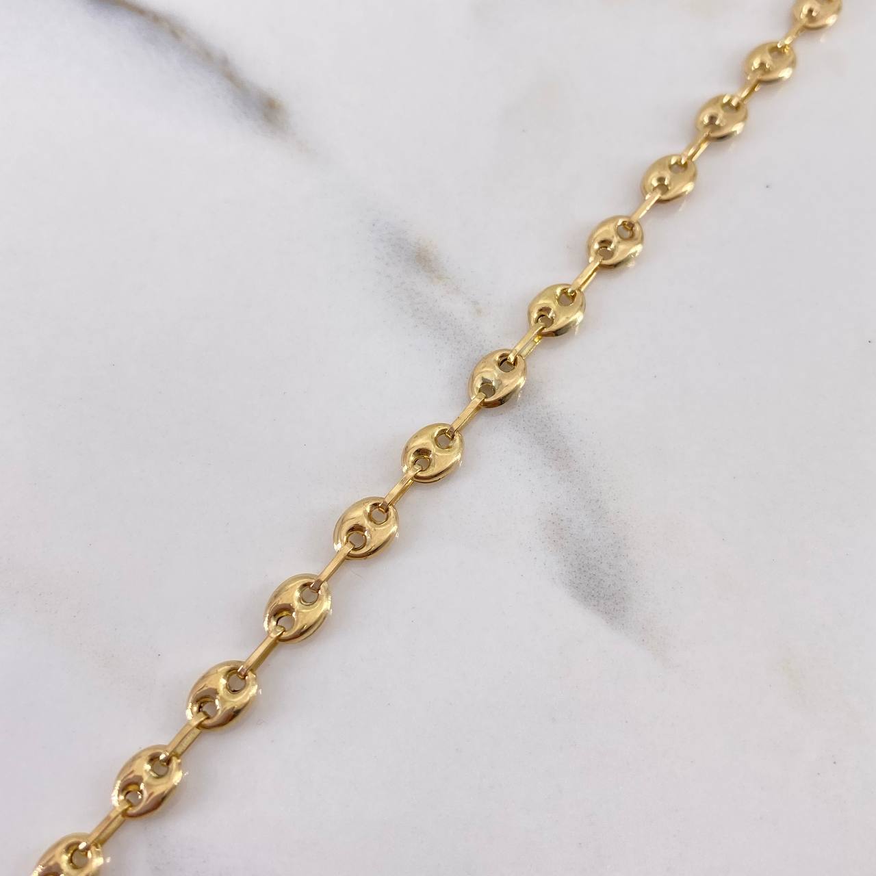 Pulso GC 2.7gr / 18.9cm / 3.5mm Liso Oro Amarillo 18K &