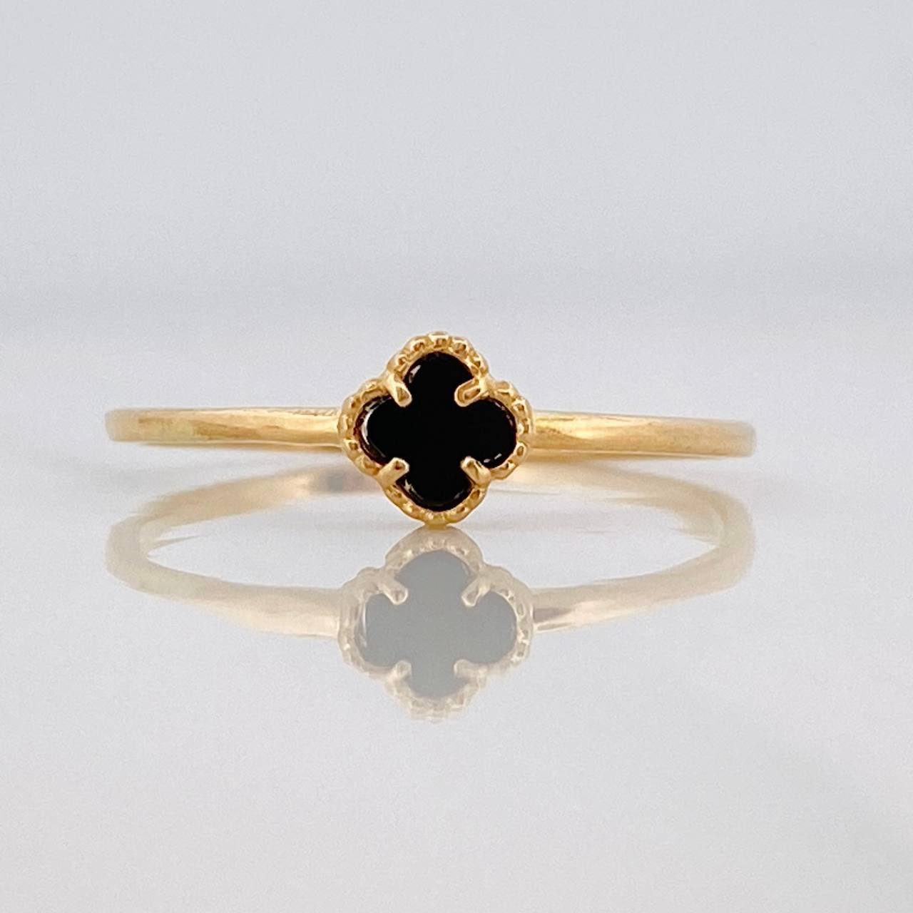 Anillo Trebol 1.15g / T7 1/2 Oro Amarillo 18K