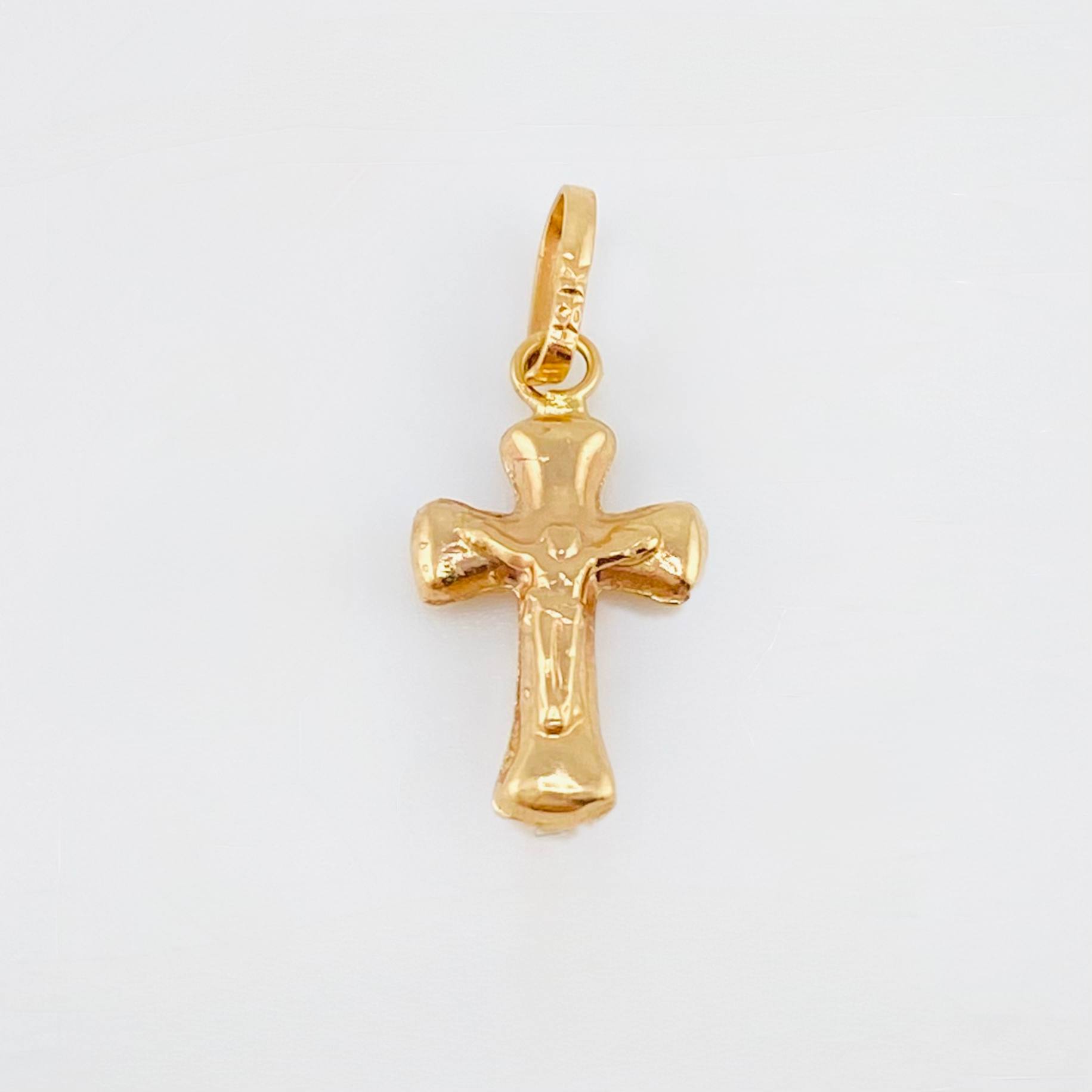Dije Cruz Cristo 0.45gr / 2cm / Oro Rosa 18K ©
