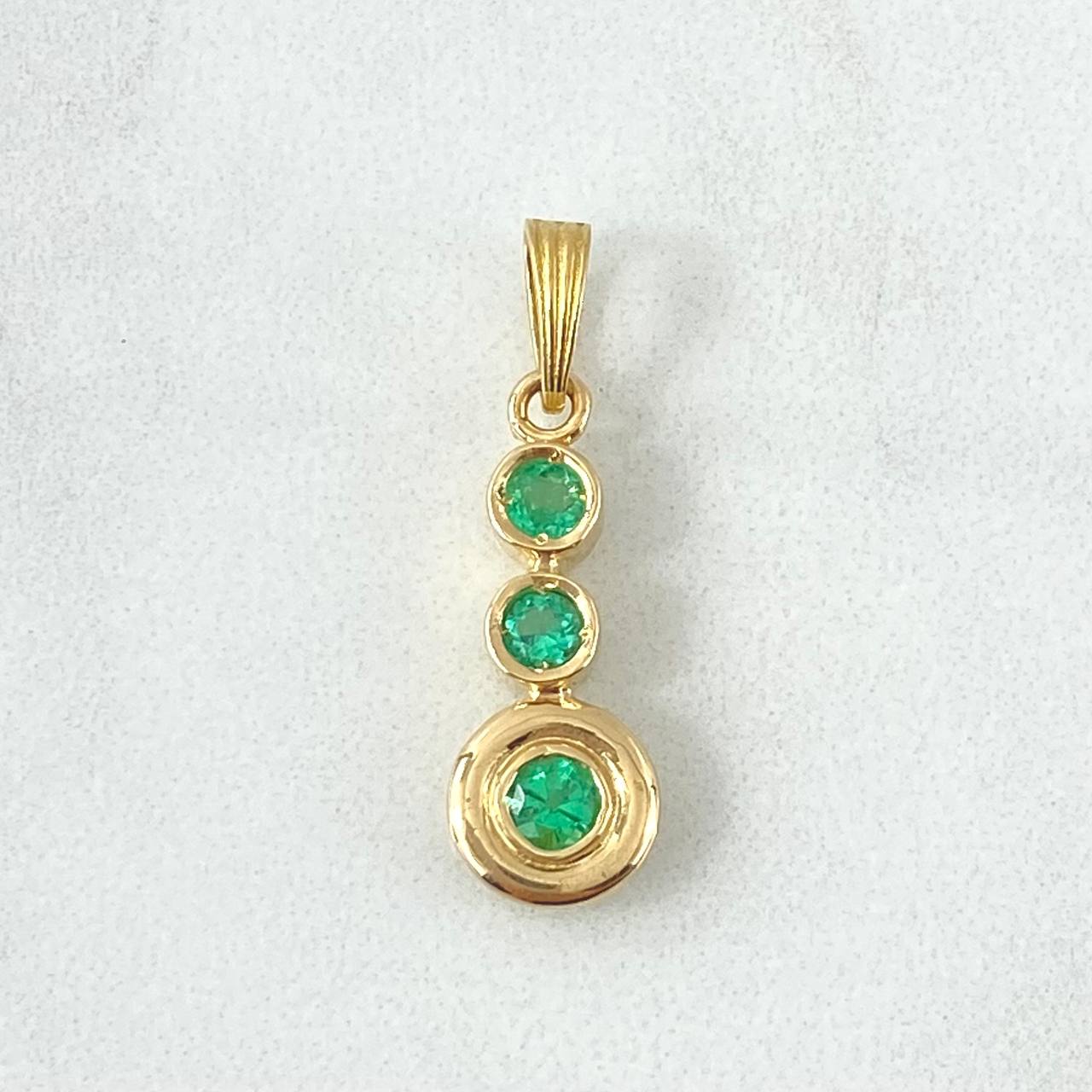 Dije Burbuja Secuencial 2.2gr / 2.8cm / 18 pts Esmeraldas Oro Amarillo 18K (Joya)