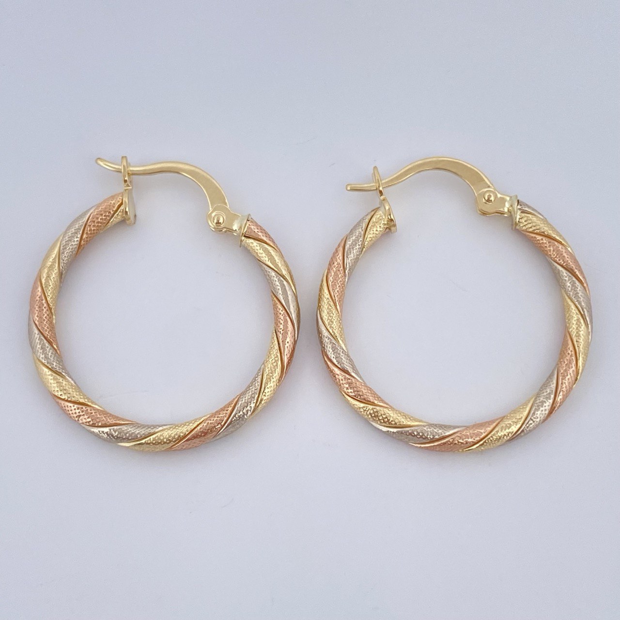 Candongas Mary 1.65gr / 2.5cm / Oro 18K &