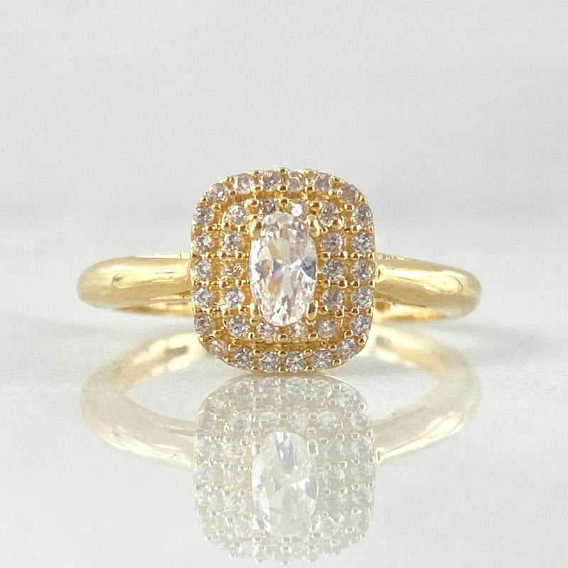 Anillo Halo Cuadrado 2.9gr / T6 1/2 / Oro 18K ©