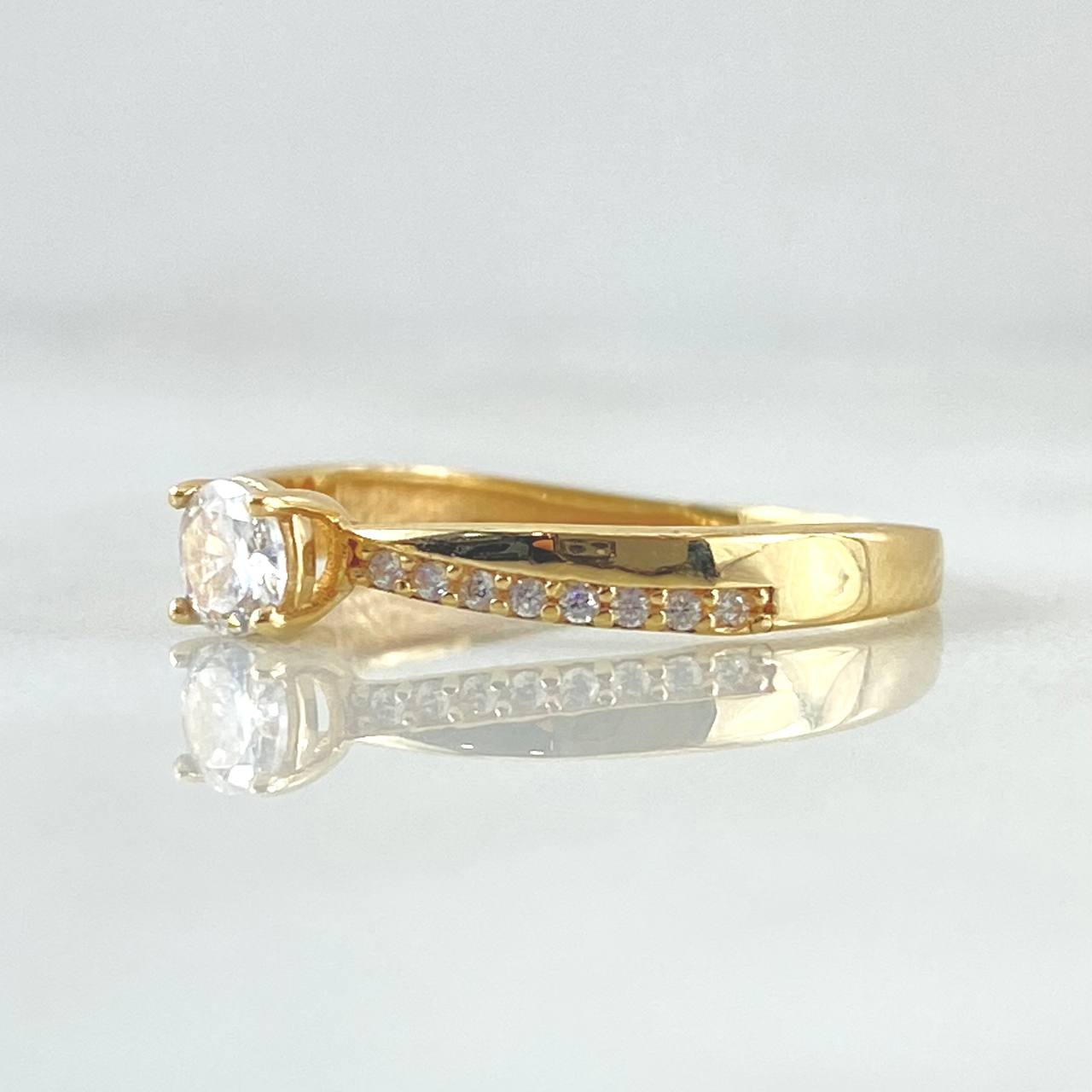 Anillo Solitario Infinito Aplanado 1.7gr / T7 3/4 / Oro 18K ©