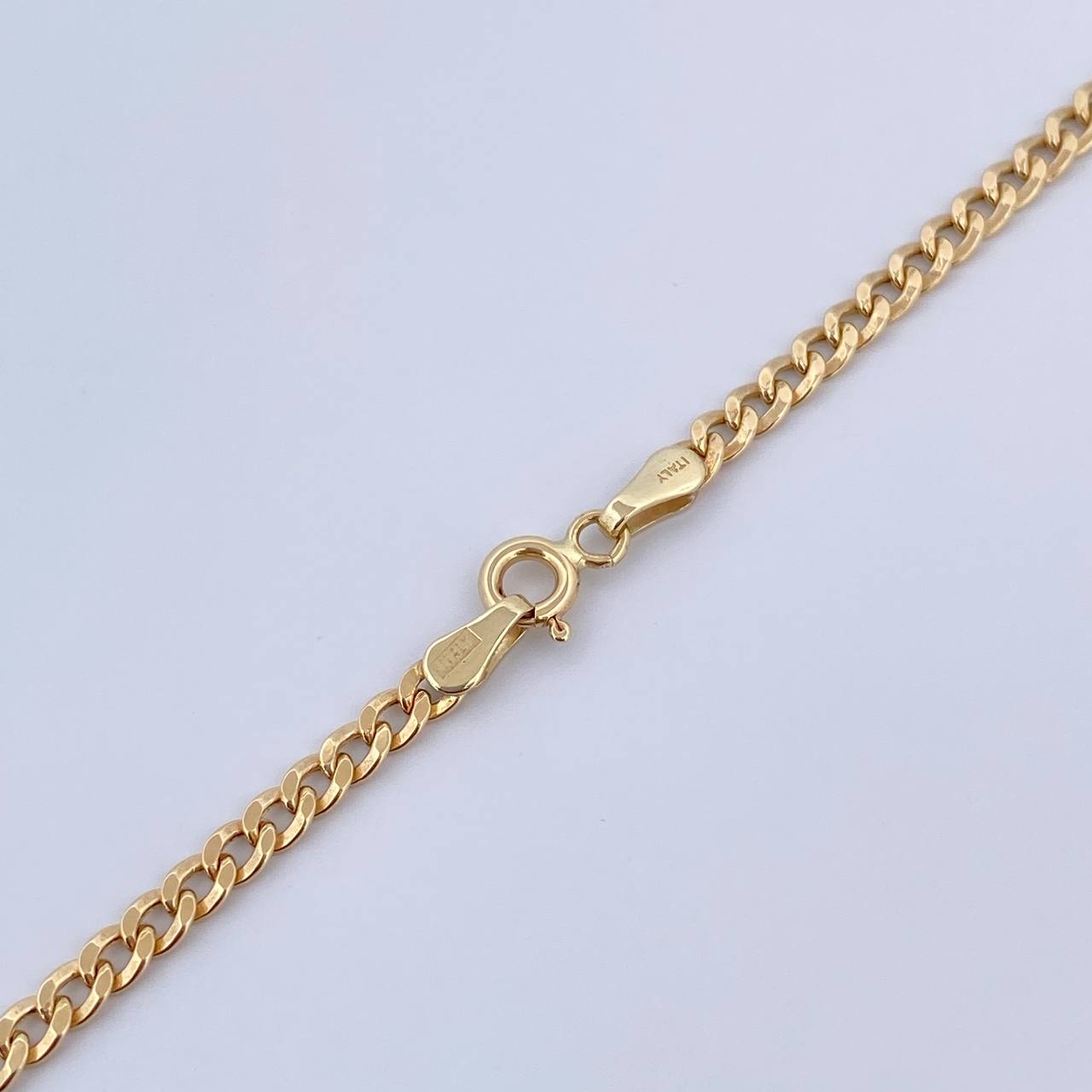 Cadena Cubana 5.7gr / 50.2cm / 3mm Oro Amarillo +0 18K $