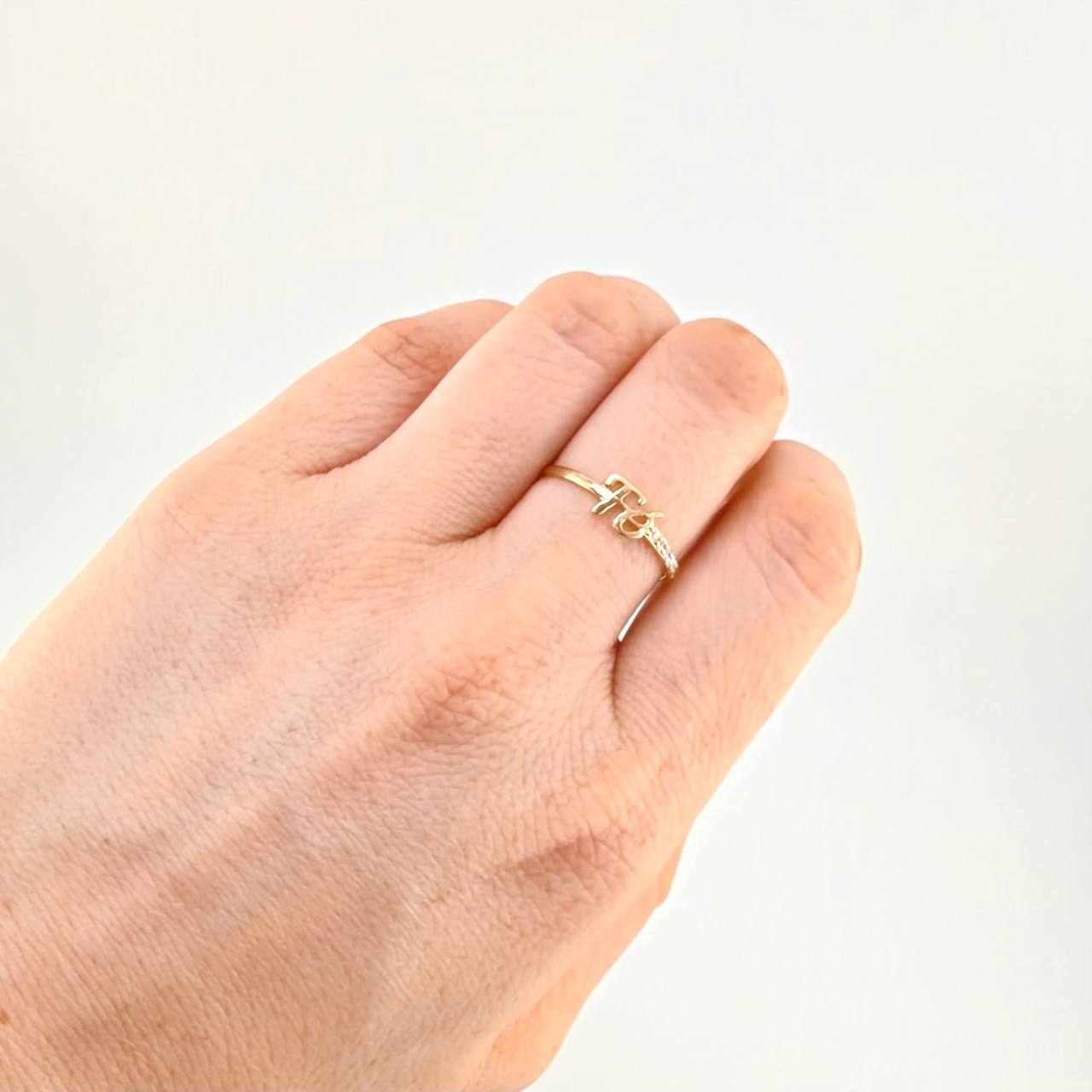 Anillo Fé 0.95 g / T8 Oro Amarillo 18K