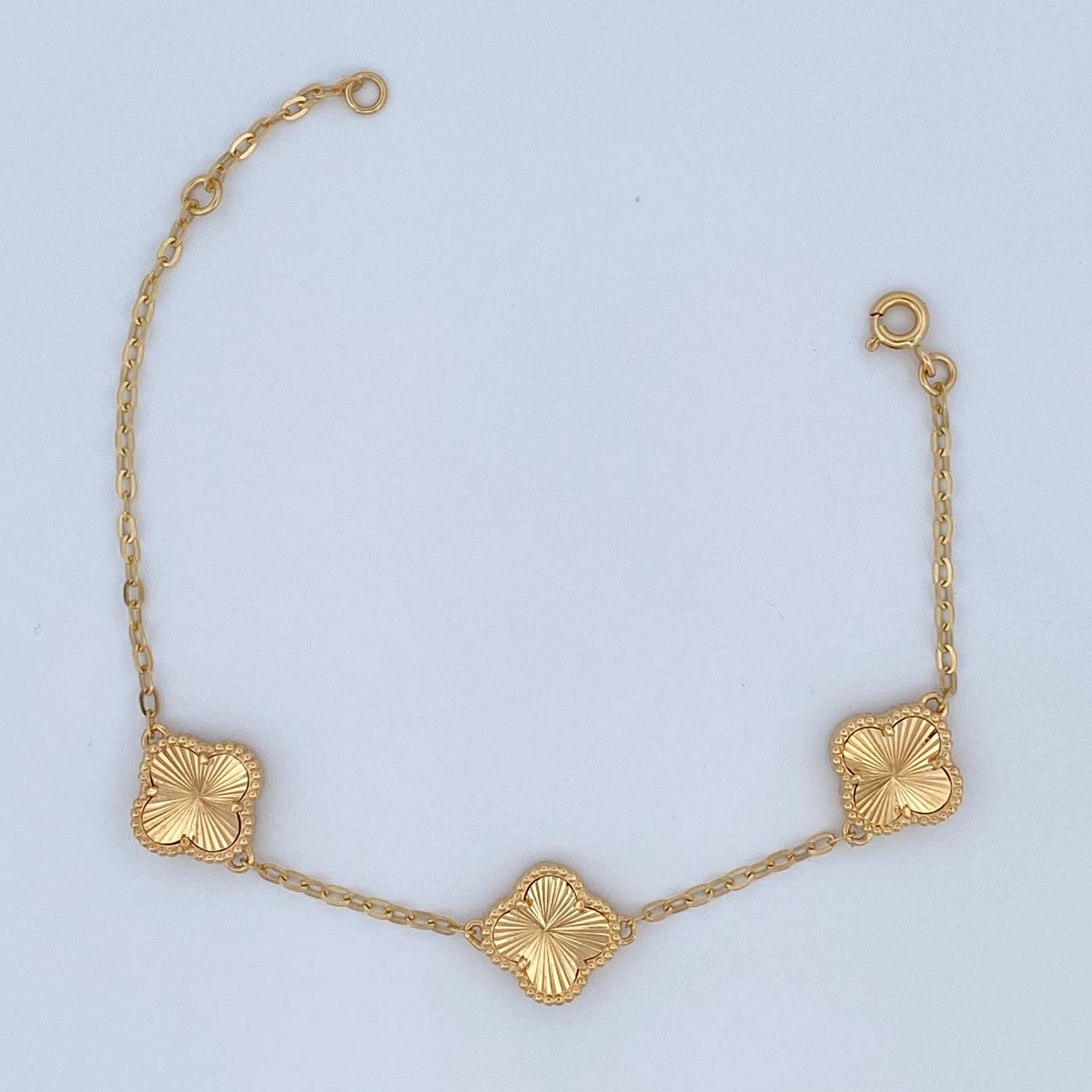 Pulso Trebol 5.95gr / 19cm / Nac. Esp Oro 18K &