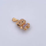 Dije Gata 5.65gr / 2.8cm / Circones Blancos Fucsias Rosados Dos Oros Amarillo Blanco 18K $