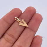 Dije Letra V 0.4gr / 1.7cm / Oro Amarillo 18K &