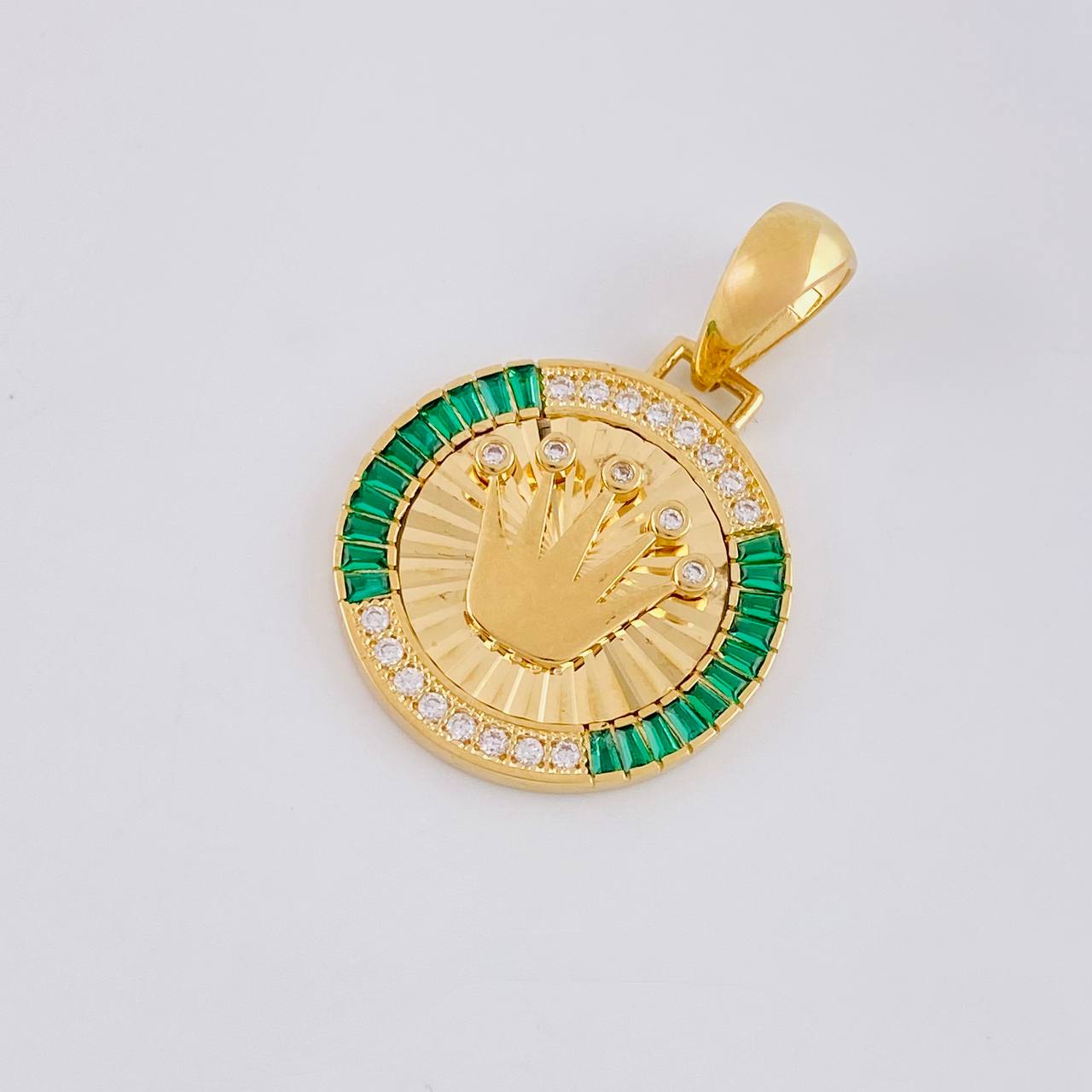 Dije Medalla Corona 5.85g / 3.5cm Oro Amarillo 18K