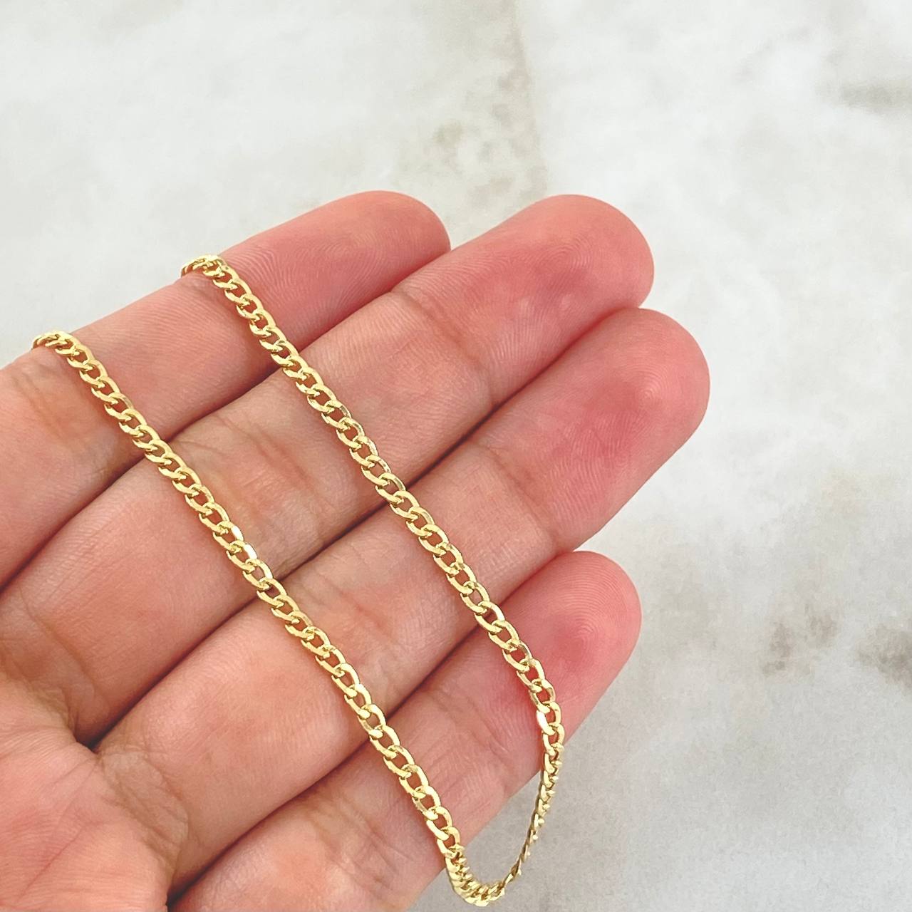 Cadena Cubana 5.3gr / 60cm / 2.7mm Oro Amarillo +1 18K *