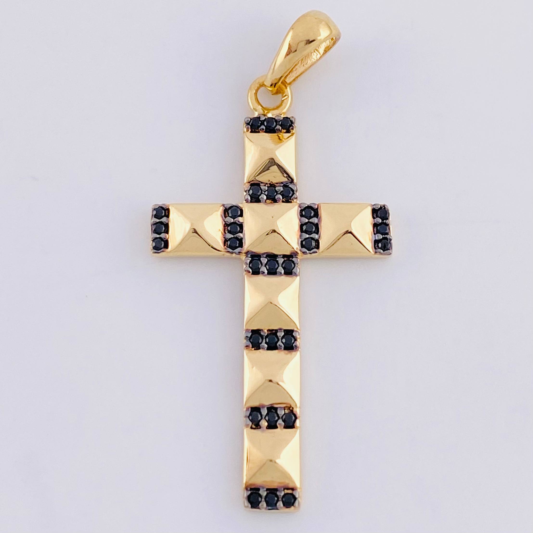 Dije Cruz Piramide 2.65g / 3.8cm Oro Amarillo 18K