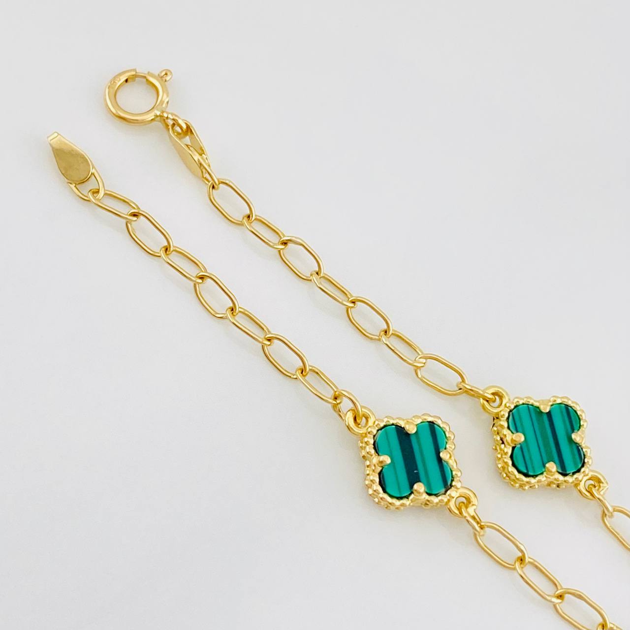 Pulso Rolo Trebol 2.7g / 17cm / 1.3mm Oro Amarillo 18K
