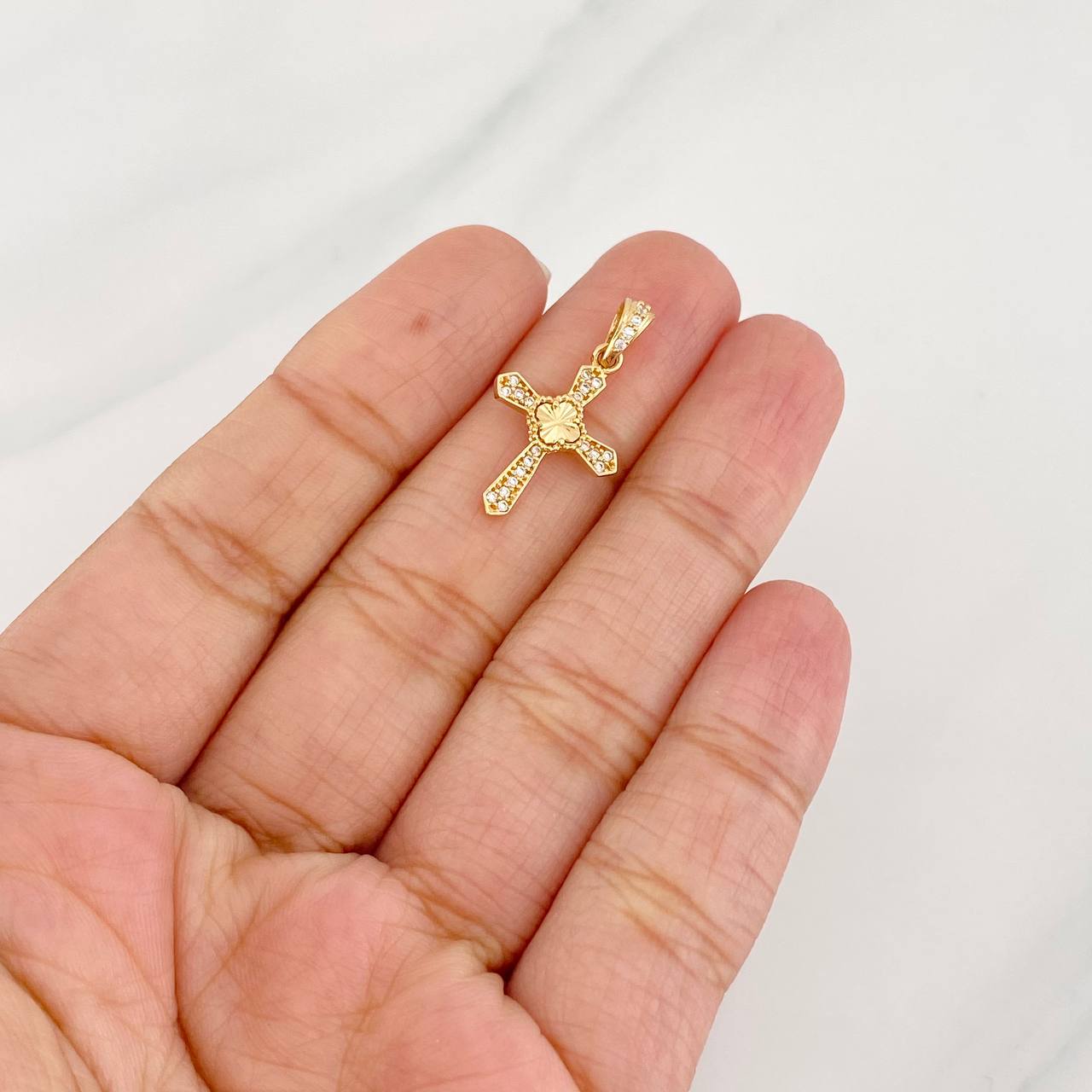 Dije Cruz Trebol 1.2g / 2.3cm Oro Amarillo 18K