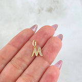 Dije Letra M 0.65gr / 1.6cm / Oro Amarillo 18K ©