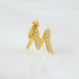 Dije Letra M 0.65gr / 1.6cm / Oro Amarillo 18K ©