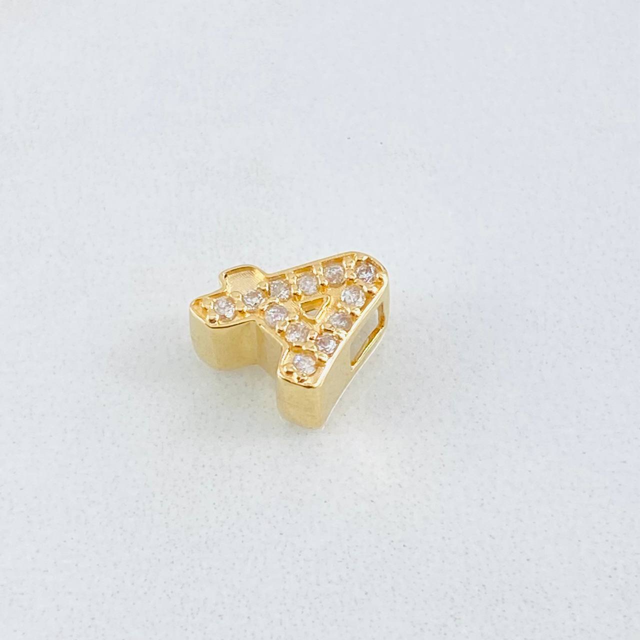 Herraje Letra A 1.25gr / 1cm / Oro Amarillo 18K ©