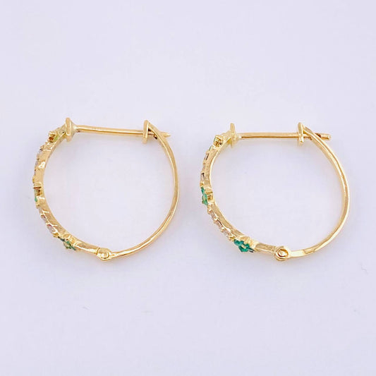 Candongas Trío Floral Esmeraldas 25pts Diamantes 12pts 1.95gr / 1.9cm / Oro Amarillo 18K