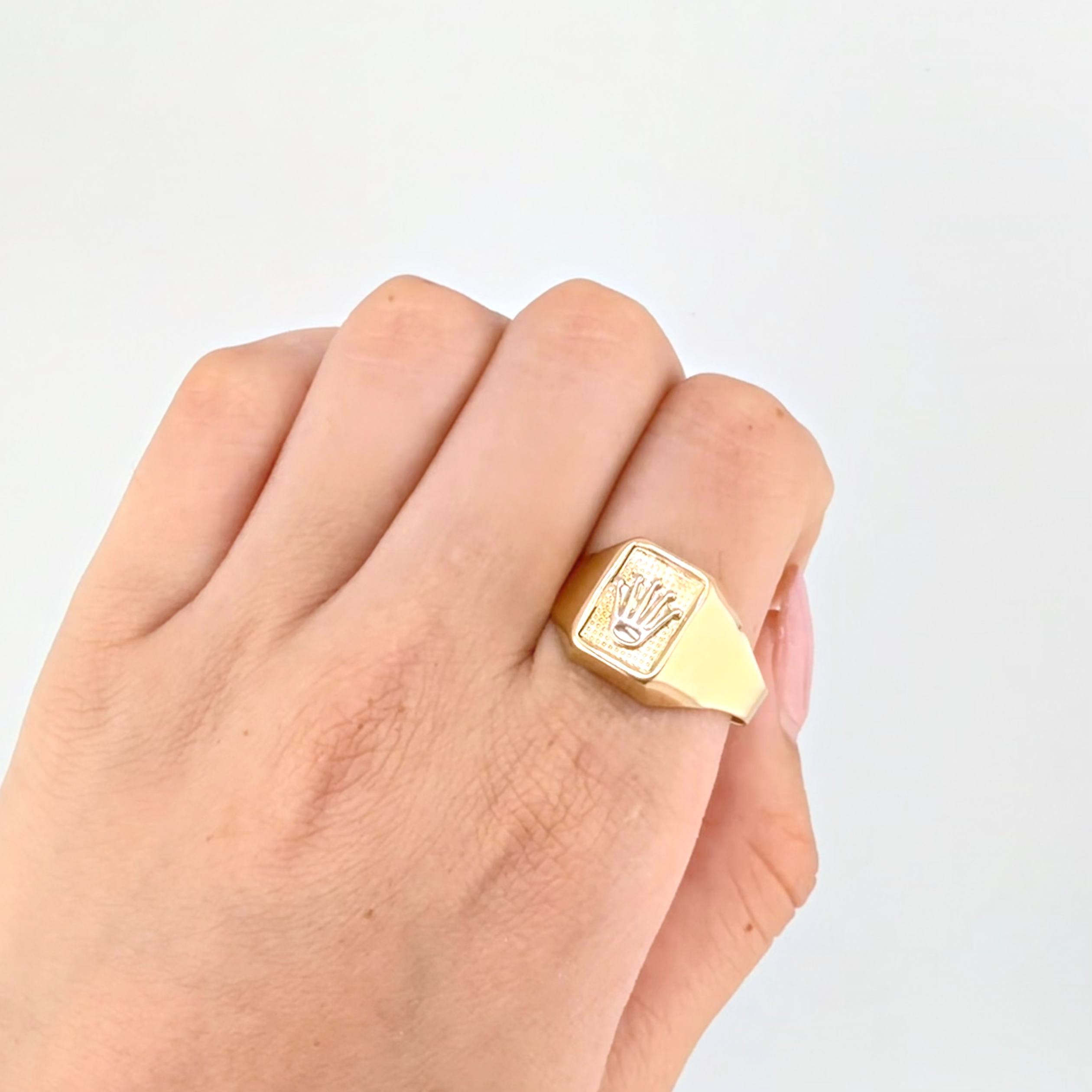 Anillo Sello Corona 3.55gr / T11 / Dos Oros Amarillo Blanco 18K ©