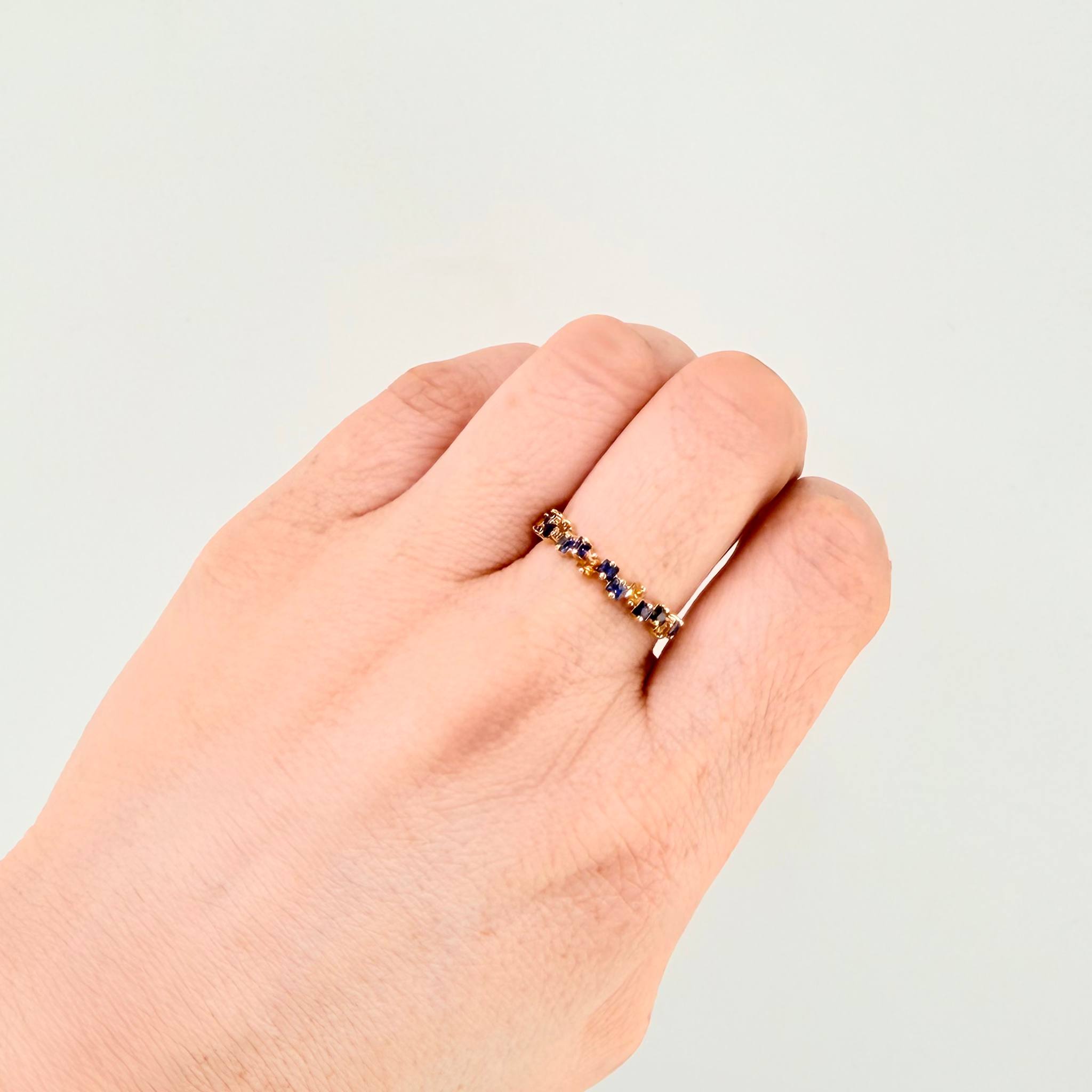 Anillo Zafiros Amarillos Azules 90pts1.85gr / T7 1/2 / Oro Amarillo 18K