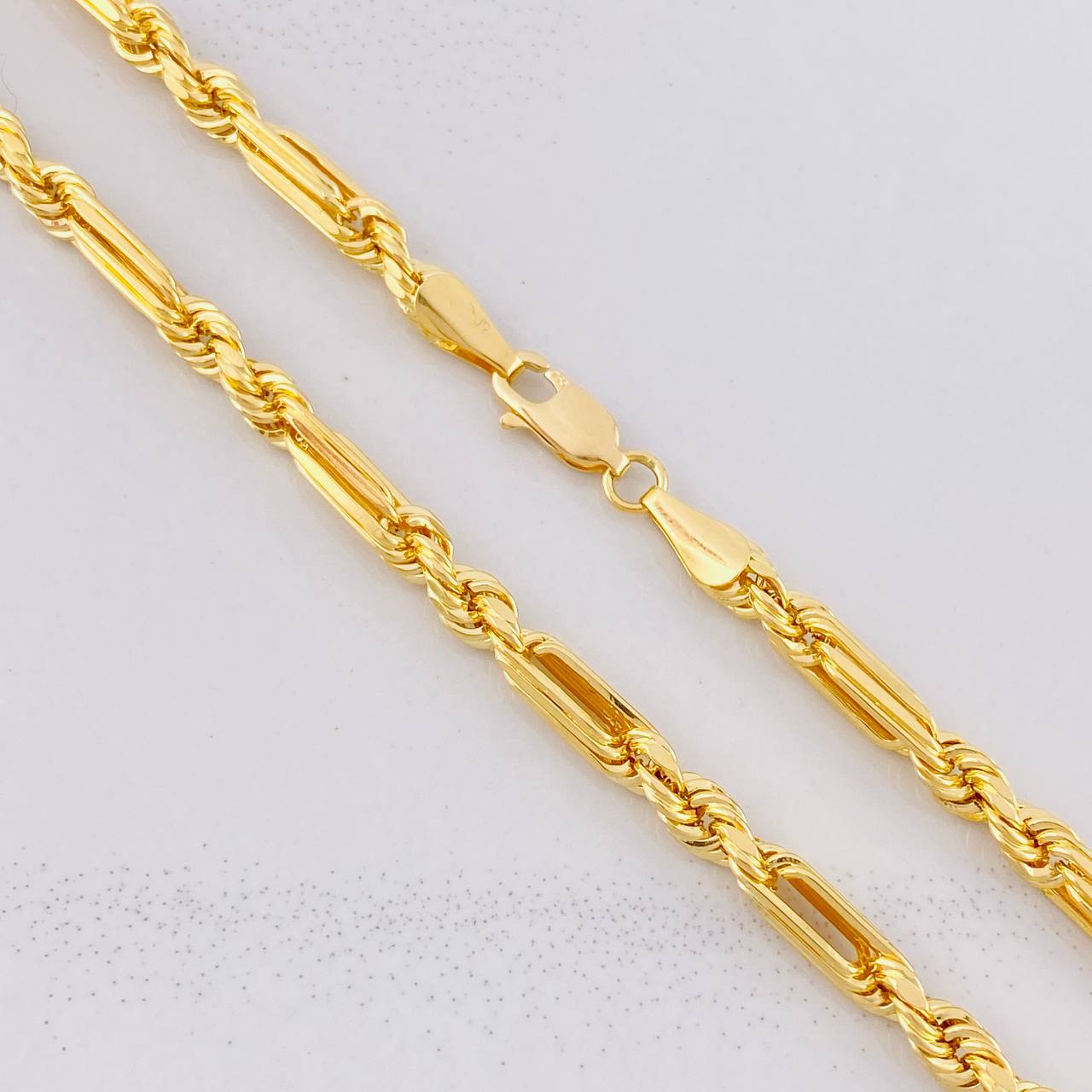 Cadena Lazo Especial 12.65g / 70cm / 3.7mm Oro Amarillo 18K